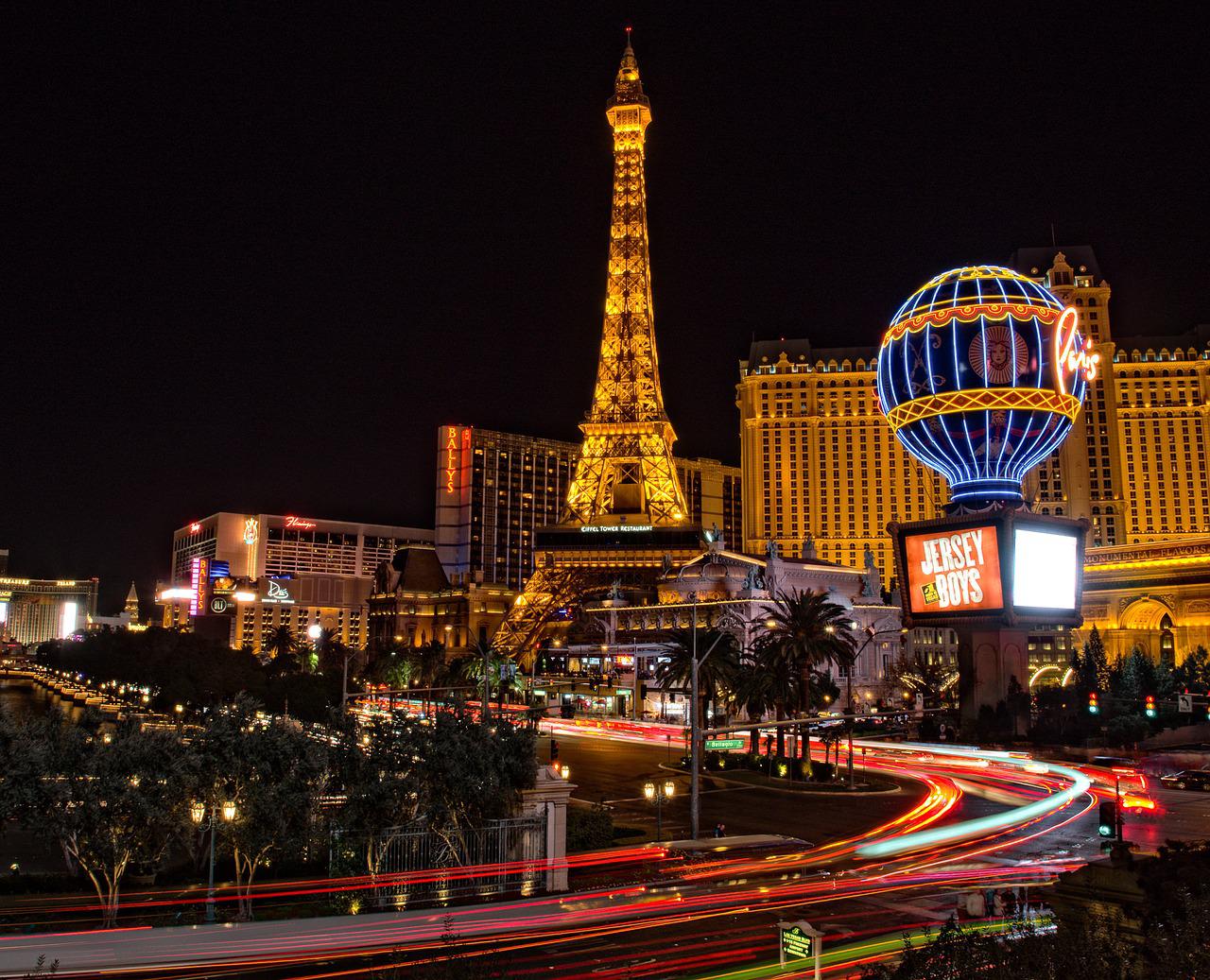 Vegas Shows are Big Draw for Tourists